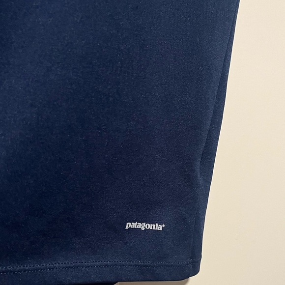 Men’s Patagonia Navy Blue Short Sleeve Performance Base Layer - Picture 3 of 4